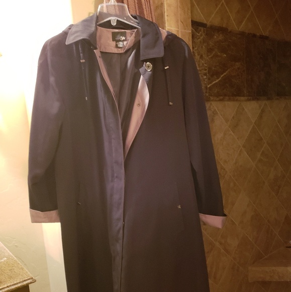 East 5th Jackets & Blazers - Ladies coat